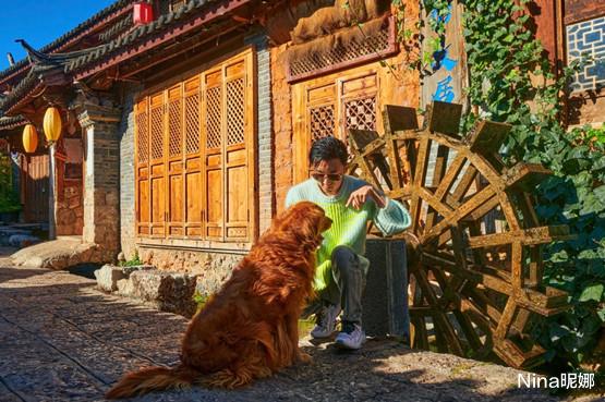 谢霆锋|谢霆锋太正能量！罕见穿西装为国货站台备受好评，大赞国货是未来