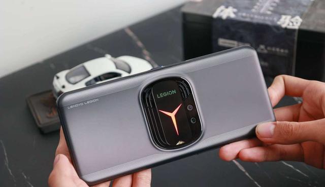 红米手机|联想不服输，4nm强机突击，18+640G放在5299值吗？