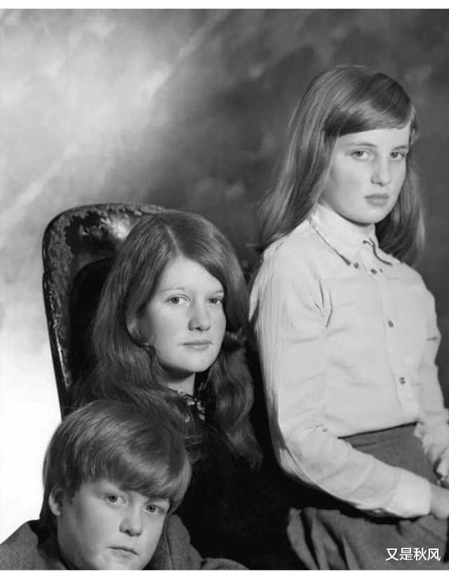 戴安娜王妃|戴安娜婚内出轨有7个情人，被称温香软玉，一夜打300个电话给情人