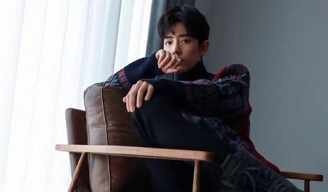 肖战|《那片海》即将杀青,新路透曝光,肖战“前同事粉丝”现身评论区