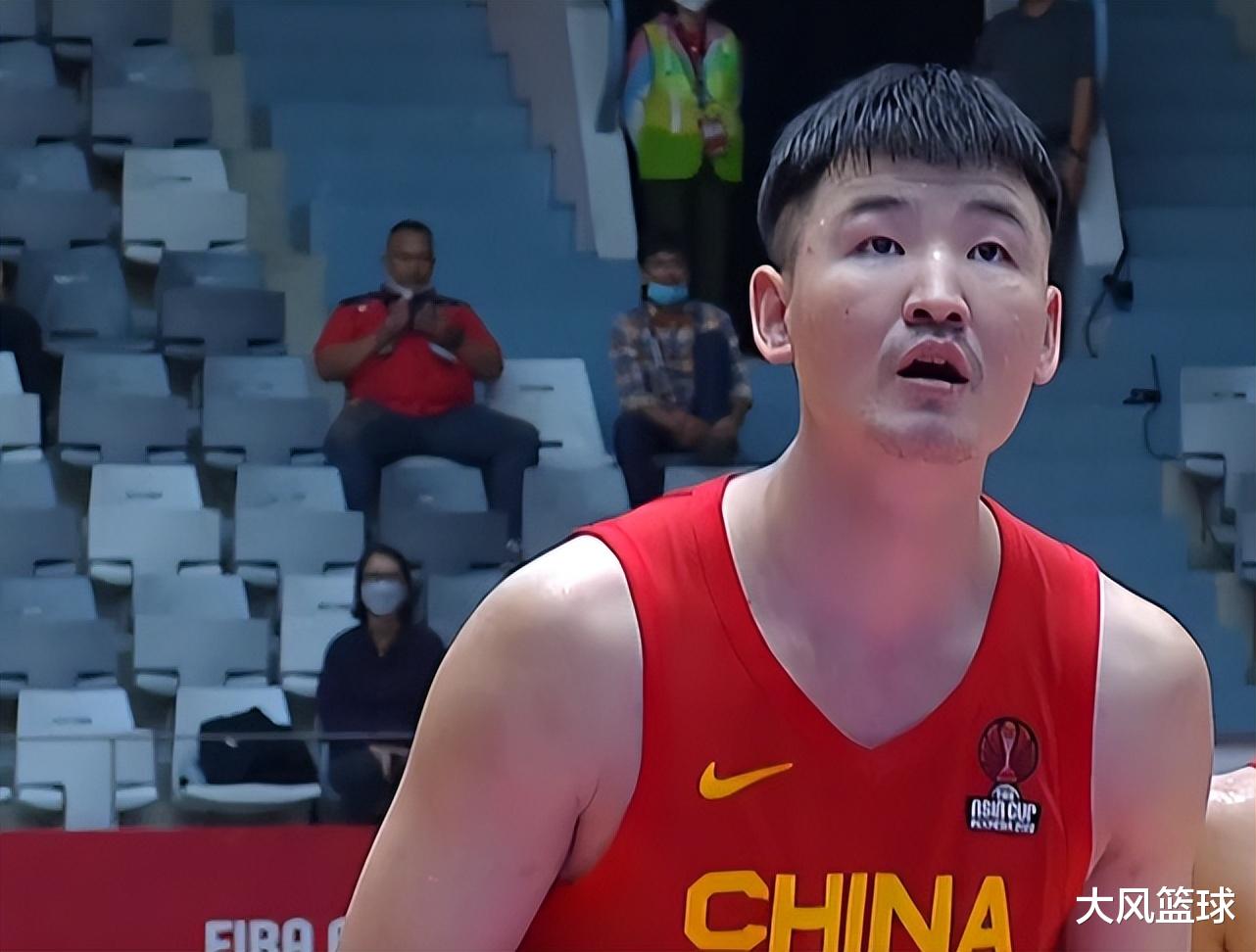 中国男篮|22分+20分！杜锋大胆用人获回报，22岁奇兵力挽狂澜改变比赛走势
