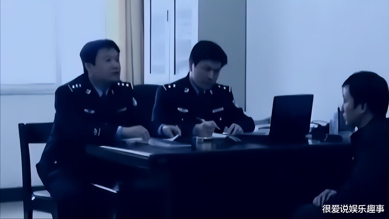 2011年湖北19岁女孩,3年结了6次婚,丈夫们齐聚派出所,场面一度失控