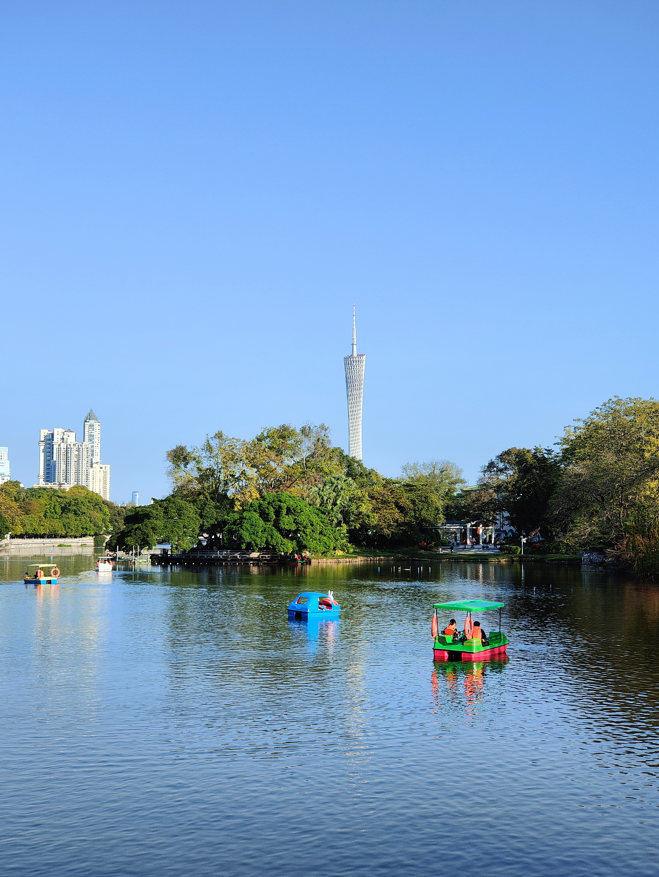 oppo find x|OPPO Find X5 Pro首发上手!这温润如玉的感觉太棒了