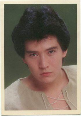 费翔|60岁费翔近照:一代歌坛巨星如今苍老认不出,一生未婚都怨她