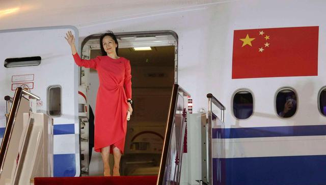 孟晚舟丈夫刘晓棕名校毕业,自主创业身家过亿,卖掉豪宅接妻子回国