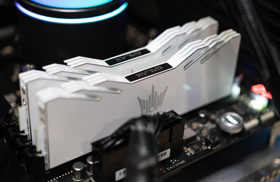 显卡|热乎乎的新款RTX 3080显卡评测：12G大显存，加量升级！