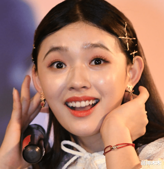 任敏|梨形鼻却依然好看的女明星：邱天有清冷感，任敏被称作电影脸