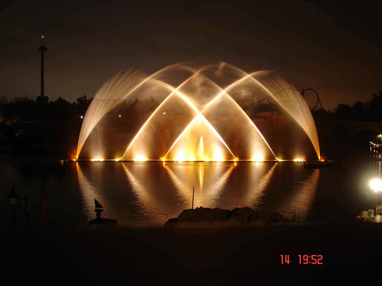 |什么时候的夜色最美——法国国际水秀邀您共赏