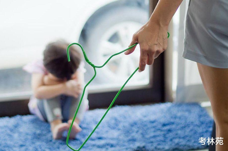 贵州:女子跟丈夫吵架,把婴儿脸朝下摔地上,被批“不配为人母”