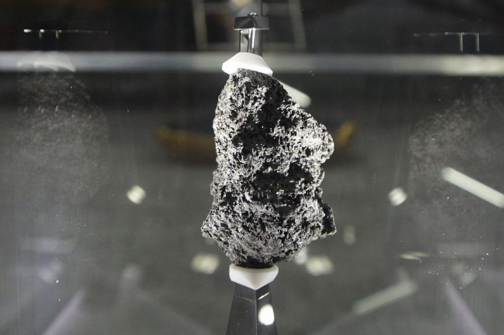 你知道地球多少岁了吗?科学家通过这种方法,准确测量地球的年龄