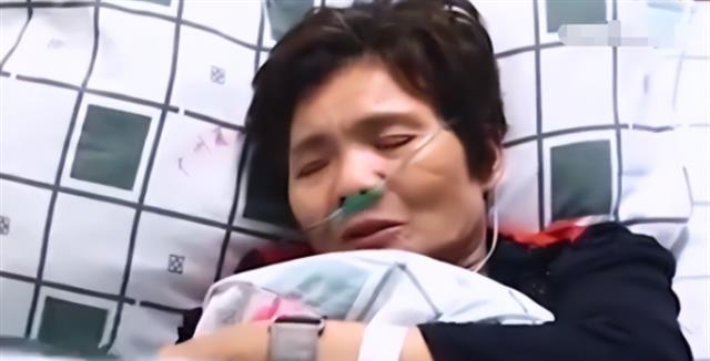 微信好友因病去世,男子在朋友圈悼念,5年后警察告知:她是你妈