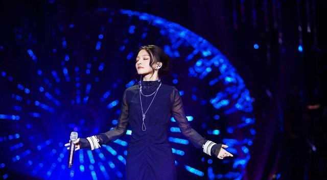 明星|8位被写进教材的明星:有的不止一次,有的成高考题,有的惹争议