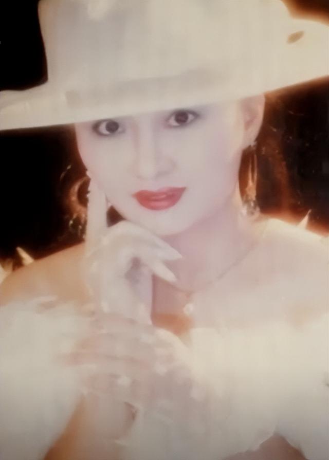 2008年,深圳富婆先天不孕,却被告知有个儿子,DNA鉴定是亲生