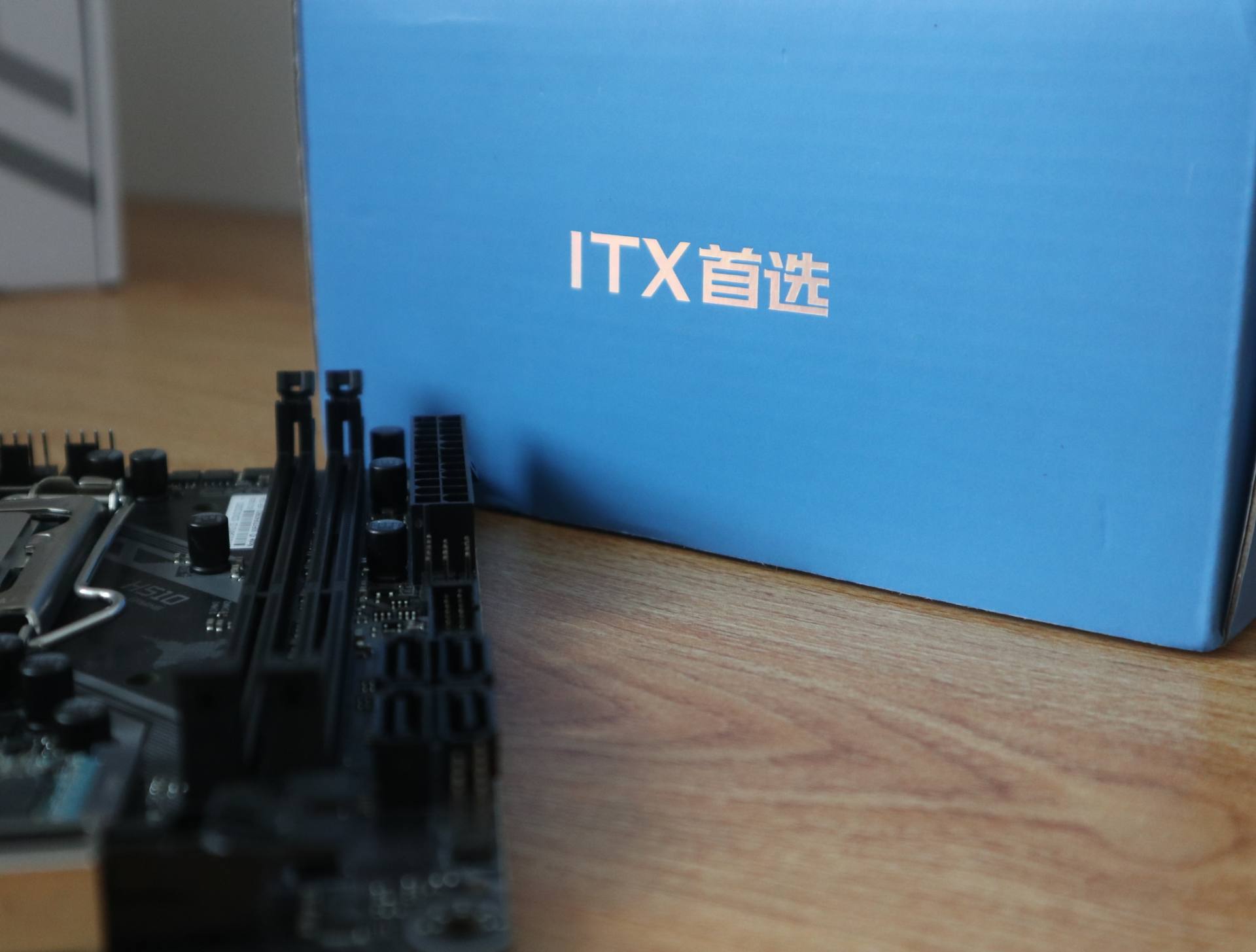 显卡|中年垃圾佬装机学习主机更新记：ITX小主机装机分享