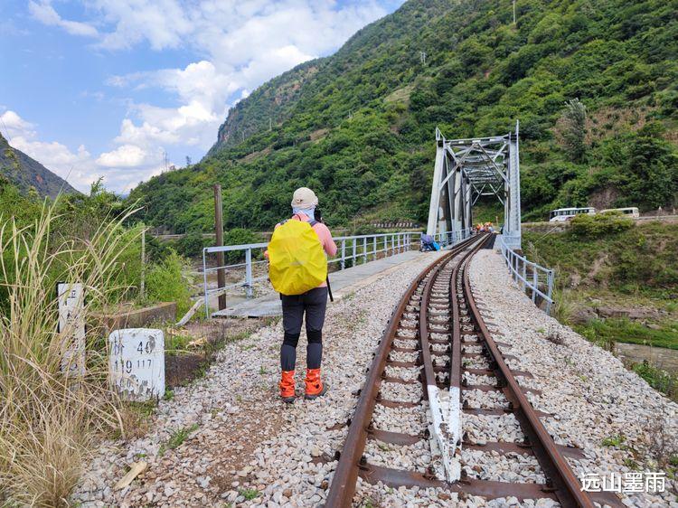 徒步|徒步百年滇越铁路之八(上):徐家渡至竹山镇,赏南盘江边的风景