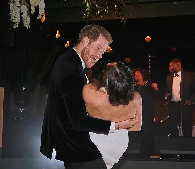 威廉王子|威廉王子打破传统做哈里的伴郎,居然都没出现在纪录片婚礼片段中