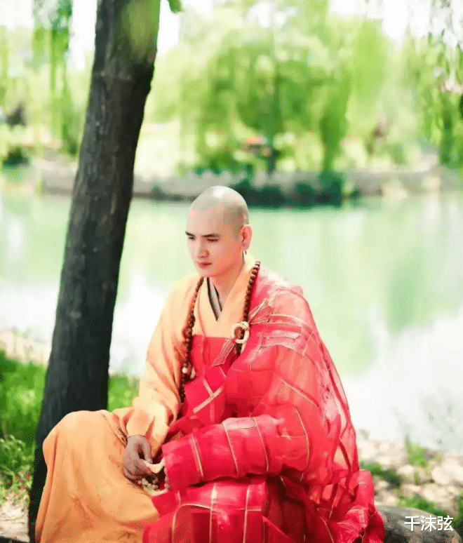 整容|“最帅和尚”释明心: 一对大耳垂被质疑整容,被富婆送豪车追求