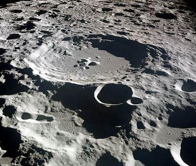 月球|月球永久阴影下，隐藏着什么秘密？科学家将派机器人深入极寒区域