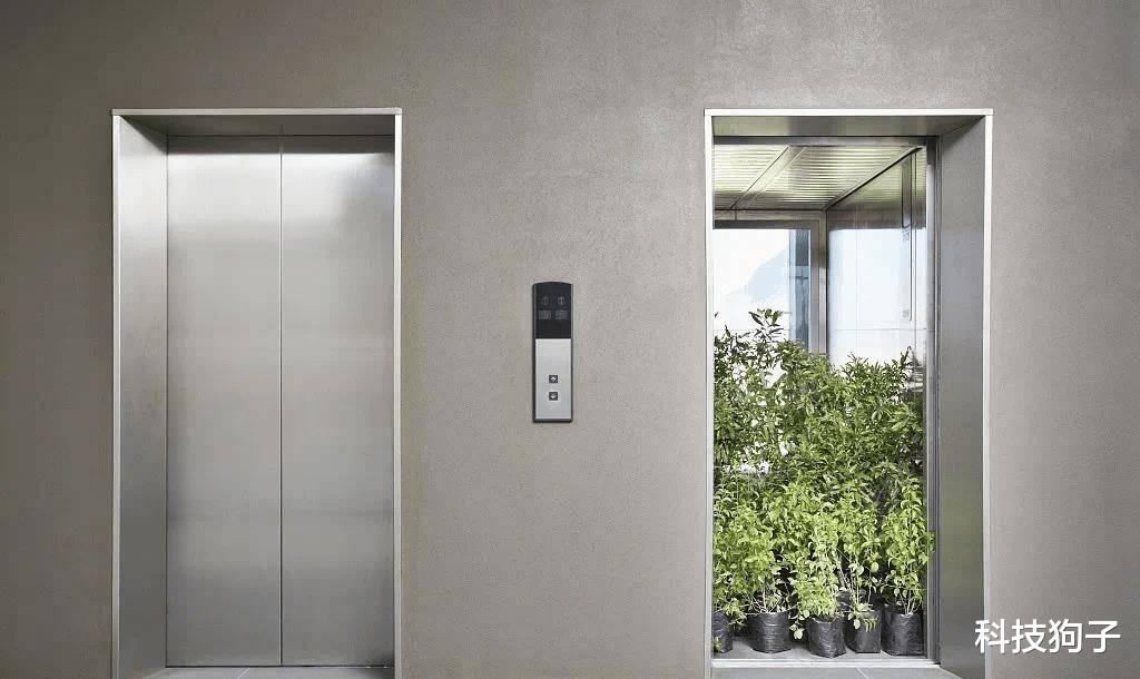 房价|又一新模式被采用！老房的电梯问题统一得到解决，大家支持吗？