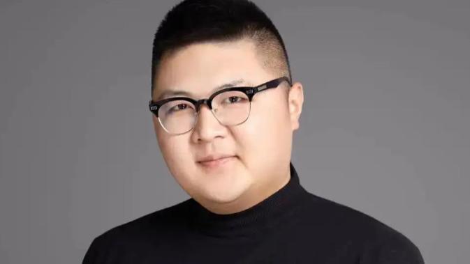 千万网红猴哥为维权事件道歉，企图借公益洗白，网友：早就取关了