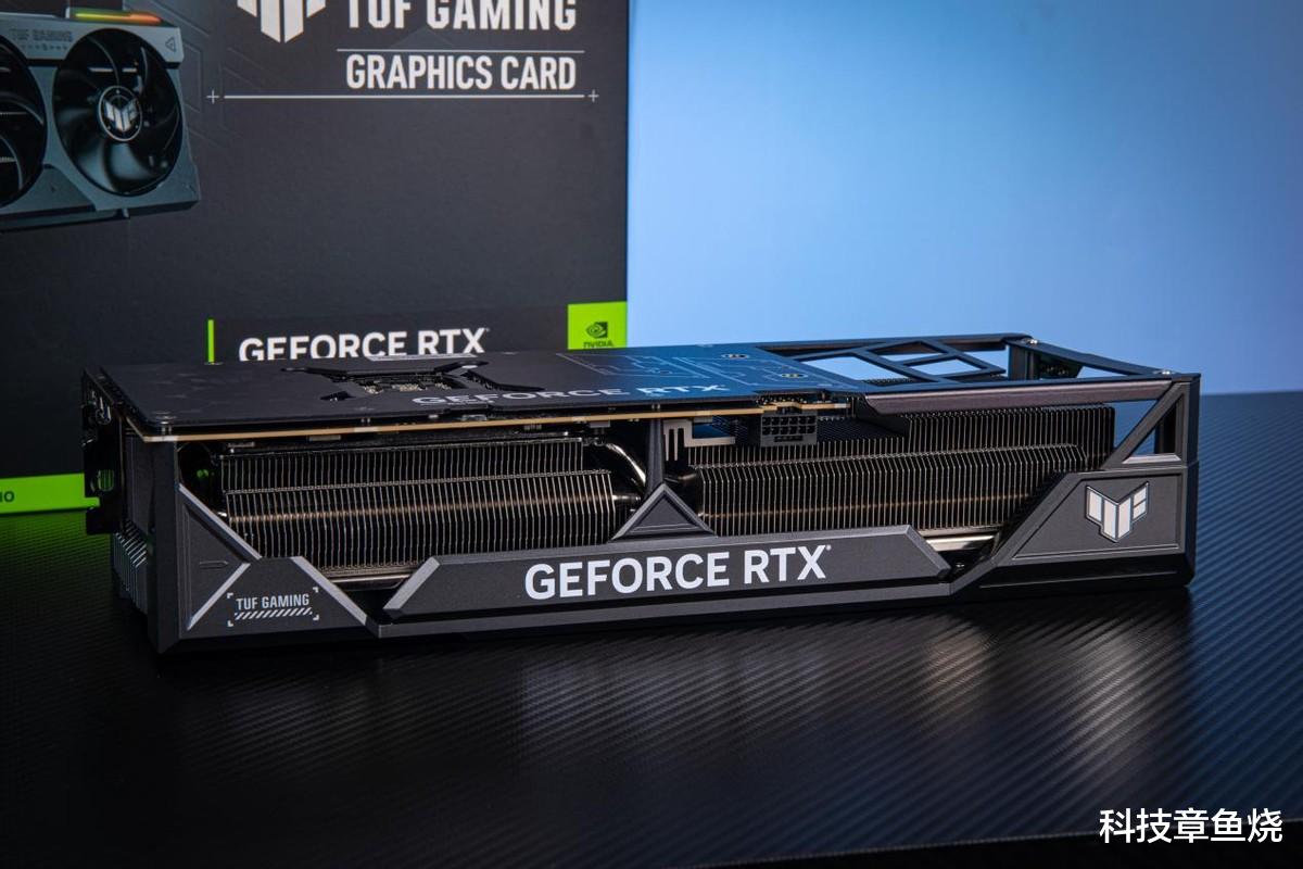 音响|2023的4K游戏天花板，华硕TUF 4090显卡评测