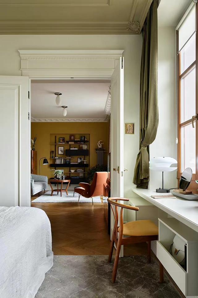 俄罗斯女主65平的家,色彩搭配软装家具,那叫一个高级有气质。