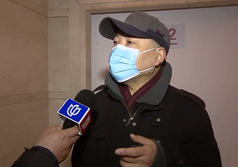 不锈钢能不能吸住吸铁石?居民看着新安装的电梯,慌了