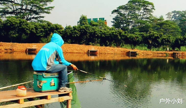 饵料|野钓想要多钓鱼,先把这四件事做好