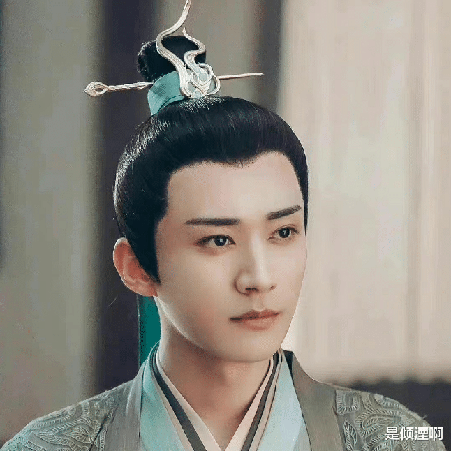 长风渡|白敬亭宋轶《长风渡》蓝衣路透好美!灵气十足颜值高,粉丝:爱了!