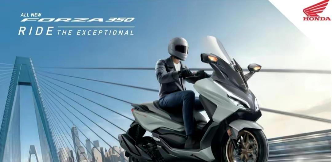 新款本田Forza350登陆泰国后,与国产版的NSS350撞脸
