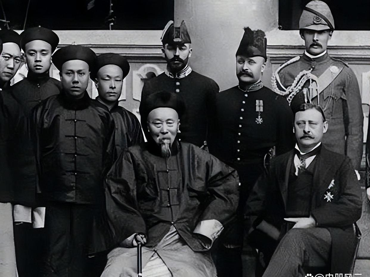 晚清|晚清四大名臣留下多少遗产?李鸿章留下家财万贯,张之洞清贫如洗