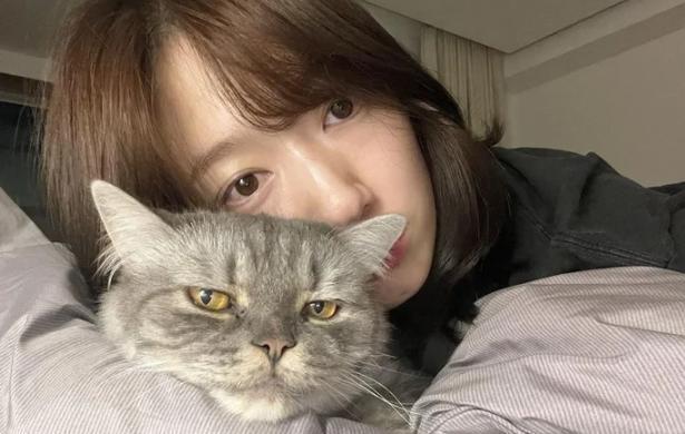 朴信惠|朴信惠婚后产子被嘲认不出!为照顾孩子剪短发,复出首部作品演妈妈