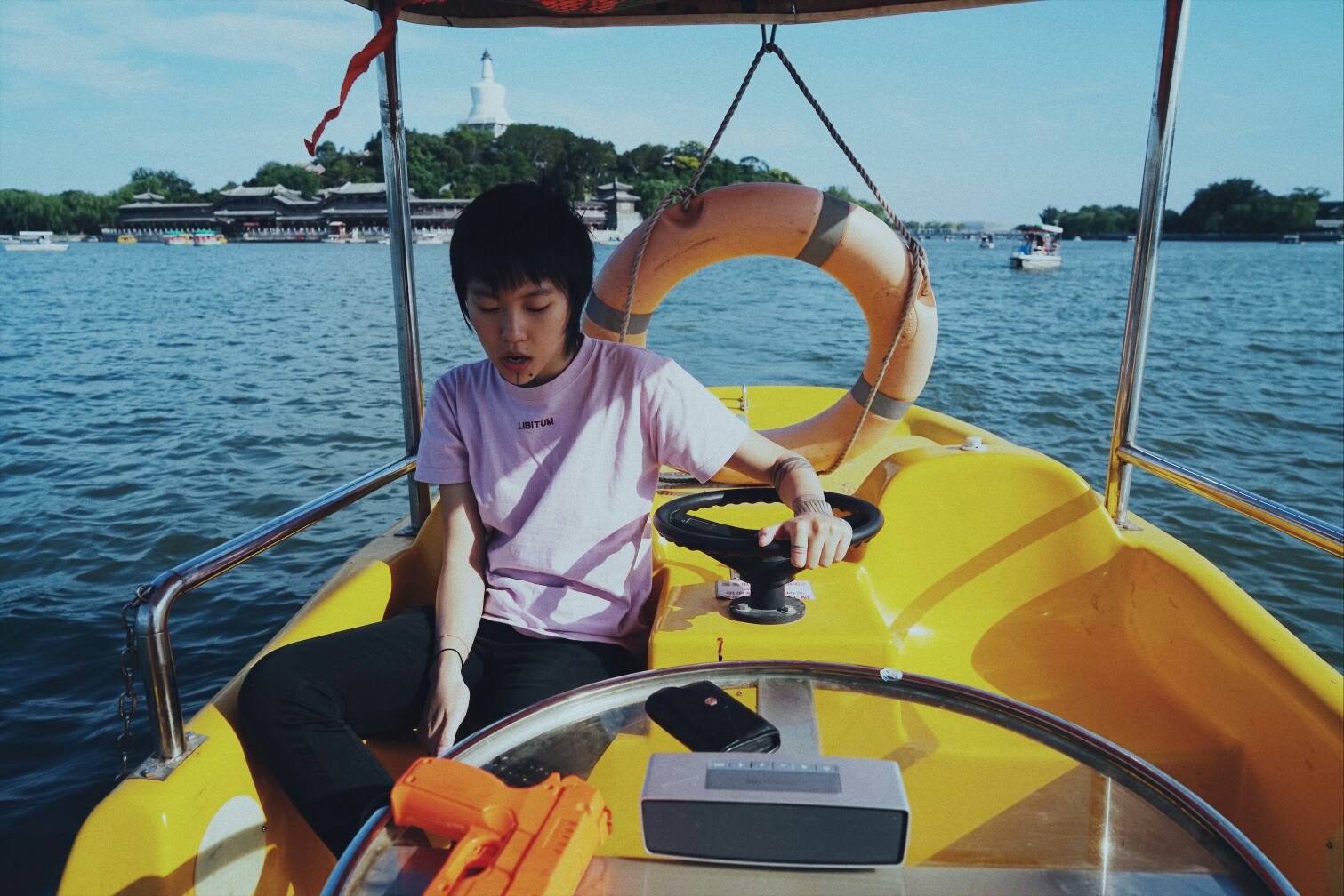 窦靖童|窦靖童粉丝扒出李亚鹏“旧账”，本意是想气李亚鹏，结果误伤李嫣