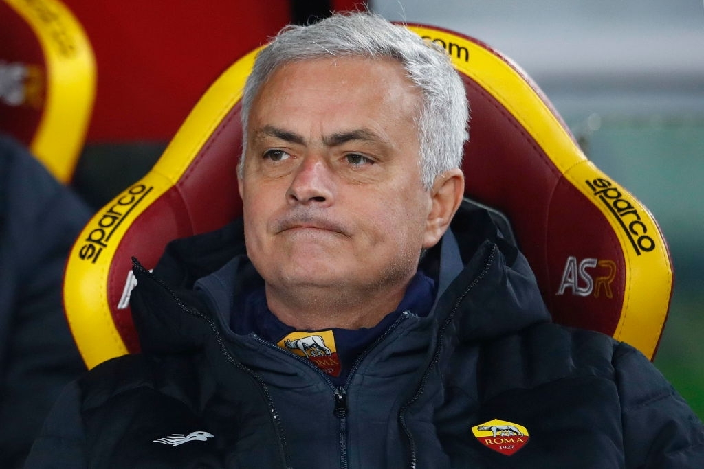 維羅納|84分鐘絕殺，2-1！歐戰(zhàn)資格白熱化，4隊(duì)只差2分，穆帥對(duì)手又贏了