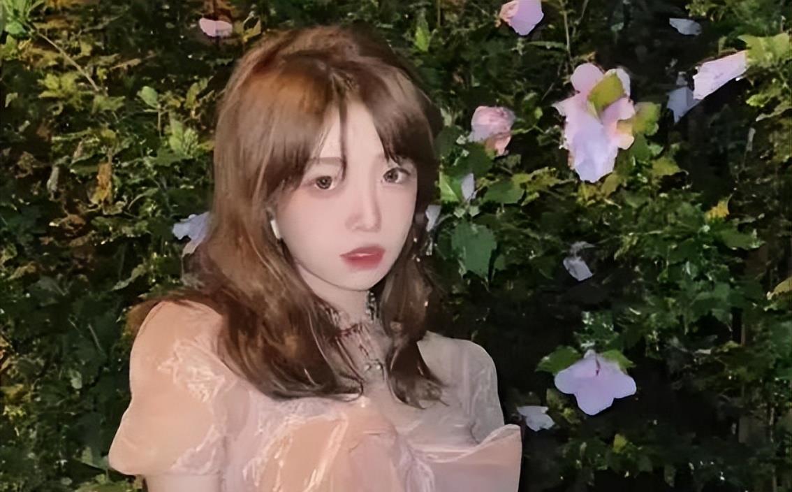 大学生|2022十佳女友职业榜单,公务员排在第二,榜首职业很受婆婆喜欢