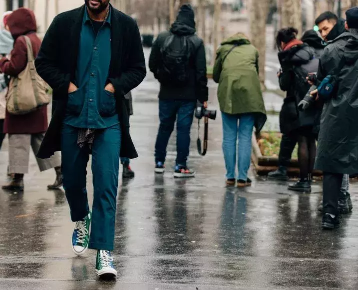 该把帆布鞋收起来吗?你们都错啦!