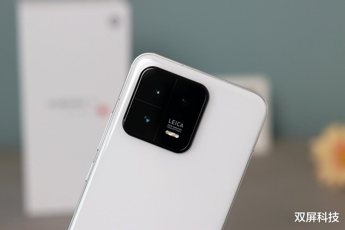 小米科技|小米13获99%超高好评，雷军太猛了，米粉破防了！