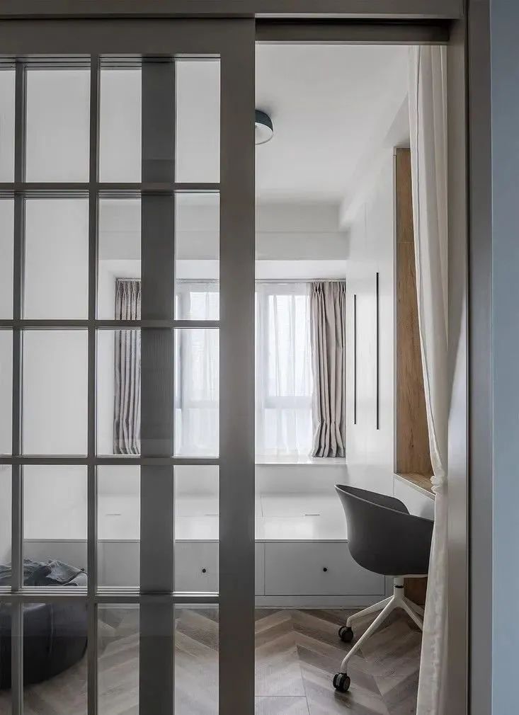 95㎡现代北欧,开放式客餐厅阳台,效果宽敞明亮!