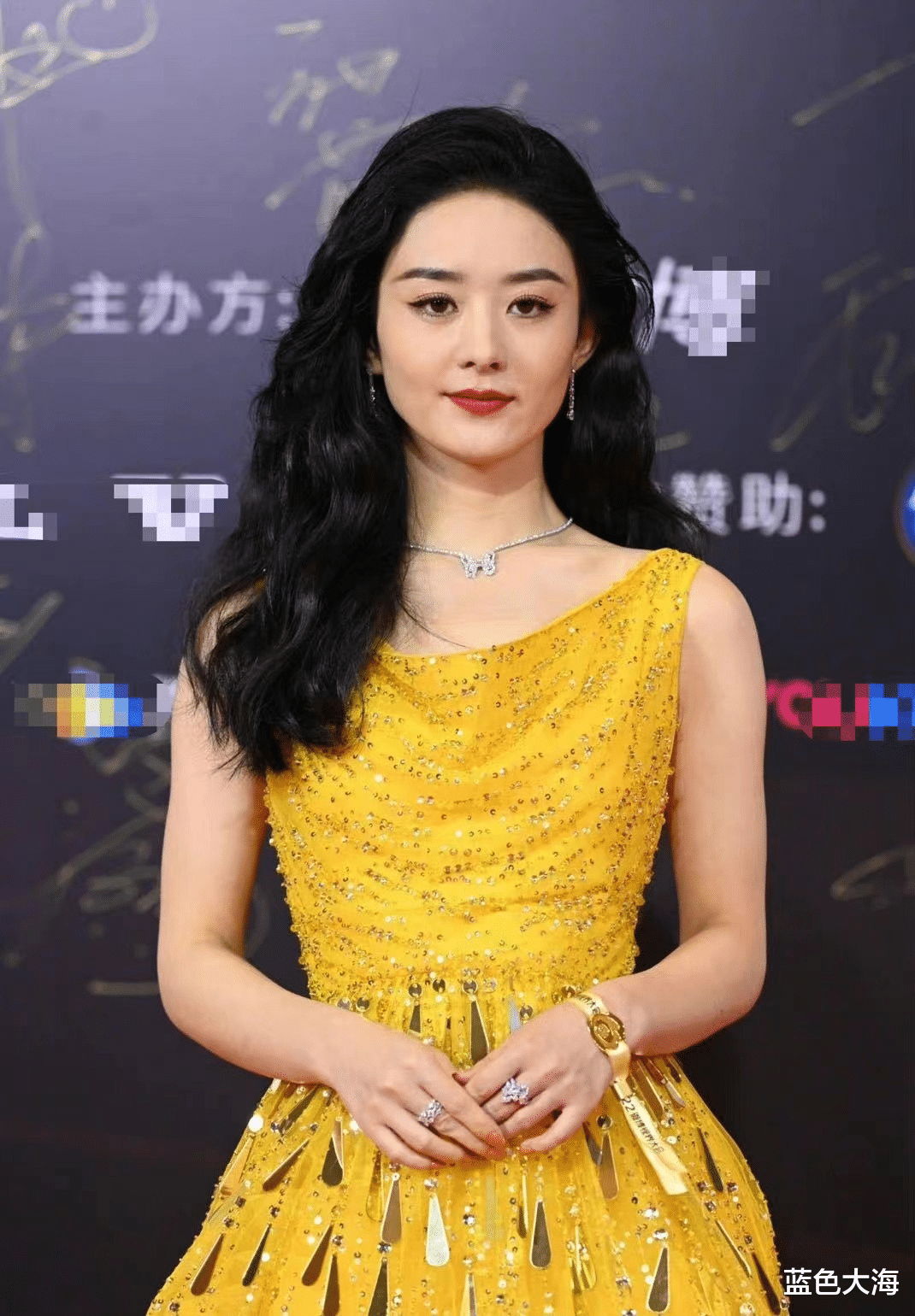 明星|歪瓜裂枣大小眼？生图下明星们的状态暴露无遗，没比普通人强多少