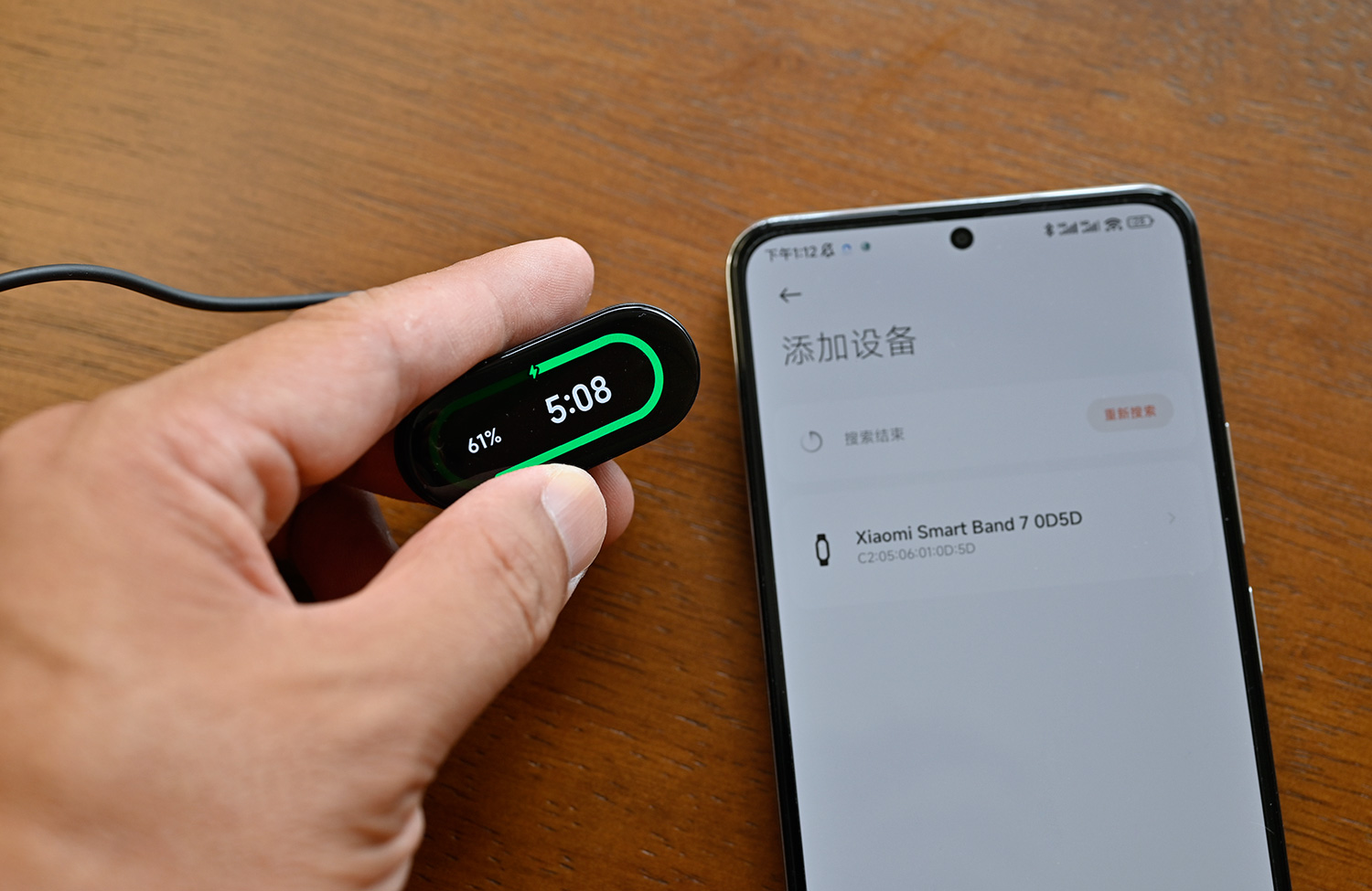 小米科技|小米手环7开箱：除表盘面积大增外，运动健康方面有何提升？