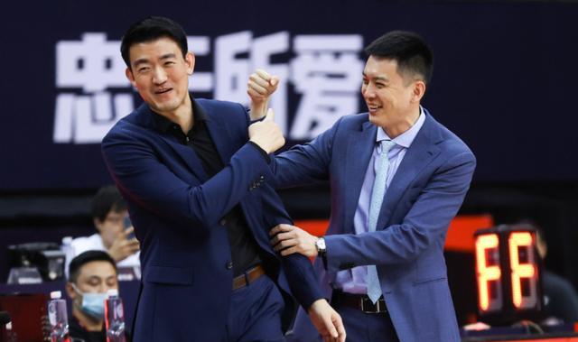 深圳男篮|本土主帅真不如洋帅？秦晓雯你该醒醒了，排名前六的哪个是洋帅