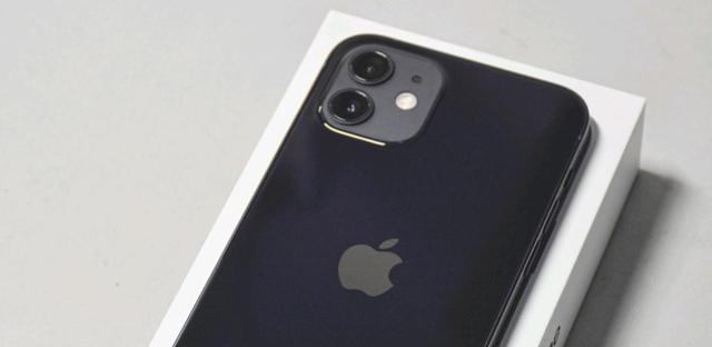 苹果|售价抄底，苹果128GB5G旗舰售价跌破四千，市场热度赶超iPhone13