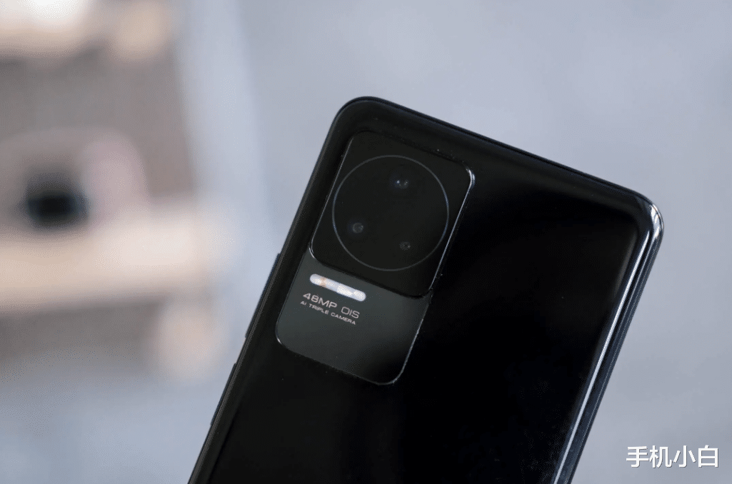 摩托罗拉|“6.18”换手机优选这3款，性能强有质感，价格从高到低选哪款？