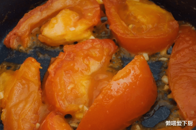 穴位|农历五月多“湿热”,建议:无论男女,常吃4样,清热解暑精力足