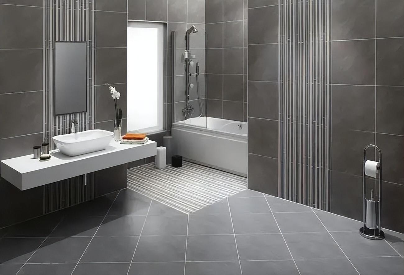 蹲马桶替代马桶,究竟好在哪里?这样的卫生间设计,你喜欢吗?