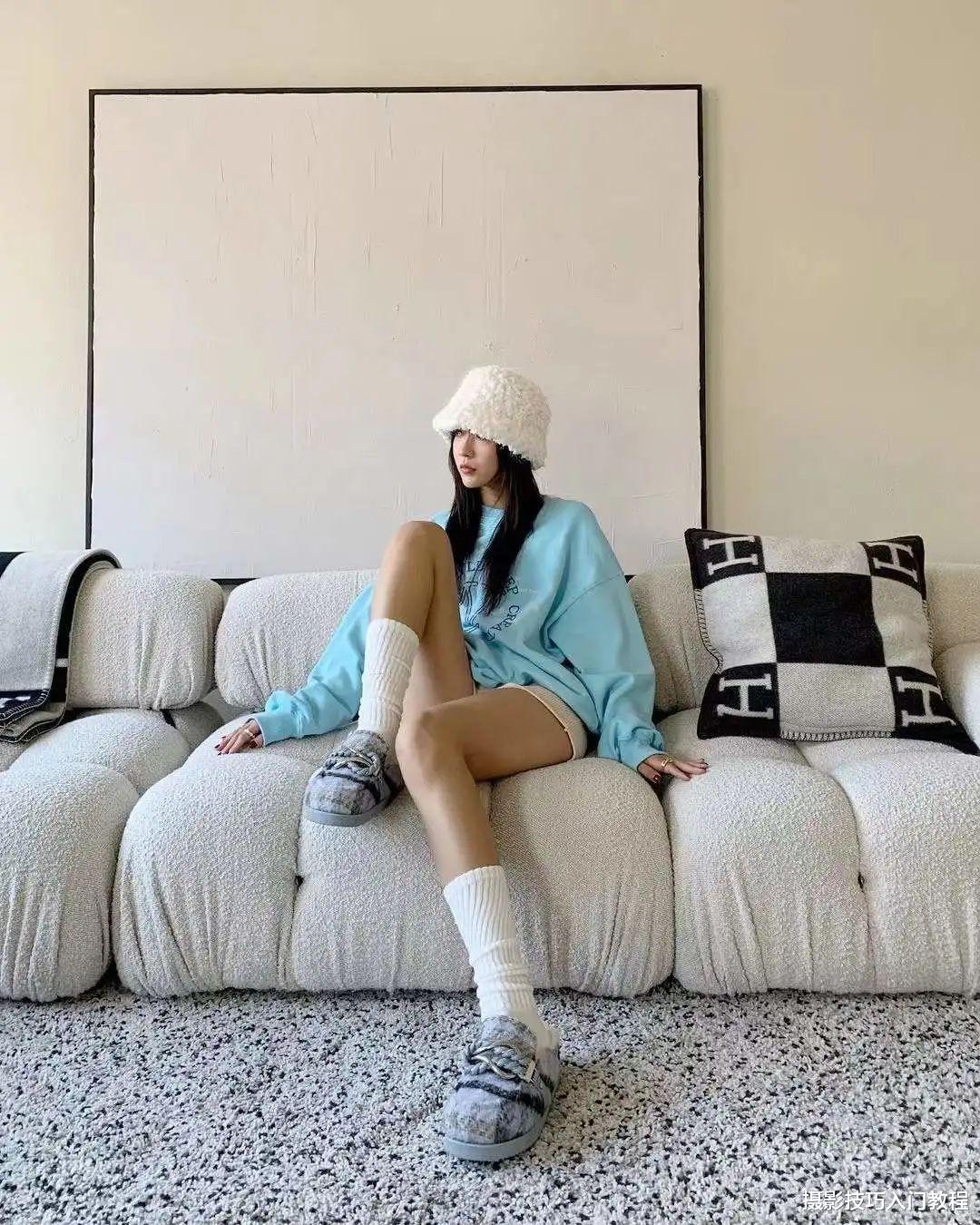 摄影技巧:沙发照怎么拍又纯又欲?女网红们都是这样拍的