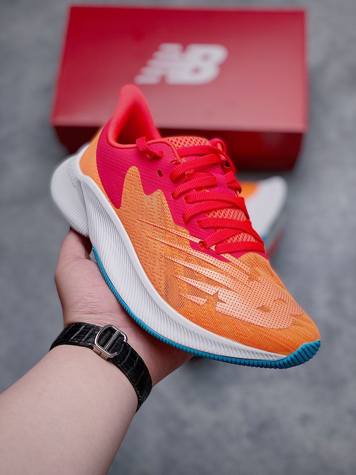 New Balance FuelCell Prism 超级跑鞋