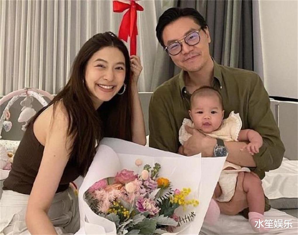 董洁|泰星Mew晒一家三口合照,手上大钻戒超抢镜,女儿神似豪门老公
