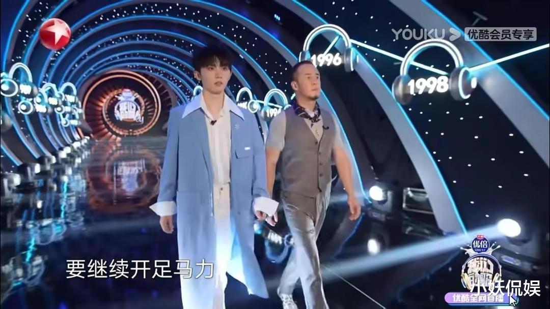 秋小爱|《我们的歌4》决赛歌单及名次曝光，萧敬腾张淇第一，陈慧娴组倒数