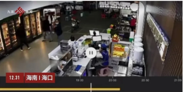 男子打砸店铺,当着警察面威胁受害人不准找他赔!